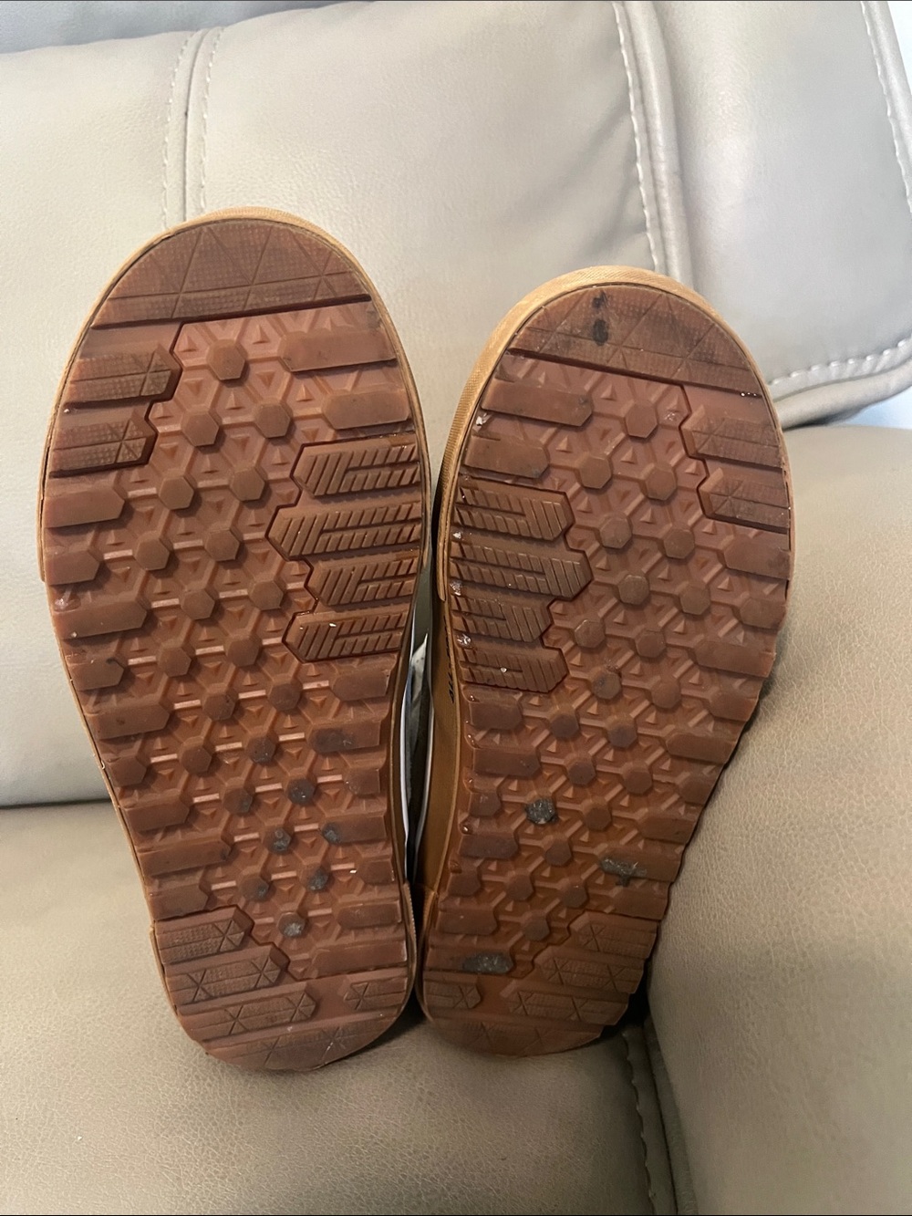 Vans MTE Sk8-Hi Waterproof Insulated Shoe (B1) Size 5.5 - Picture 7 of 15